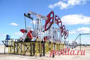 Правительство предложило сохранить пошлину на нефть на прежнем уровне