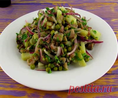Картофельный салат с сельдью без майонеза. Очень простой рецепт.