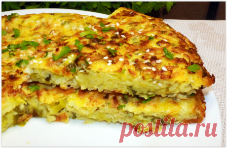 Беру картошку с капустой и готовлю потрясающе вкусный зеленый пирог на сковороде...