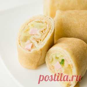 Блины, фаршированные картофелем, колбасой и солеными огурчиками - МирТесен