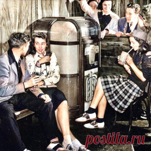 DownloadVA - RevOla All-Star Rock and Roll Jukebox Vol. 1 (Remastered) - Rock - MusicVibez DownloadVA - RevOla All-Star Rock and Roll Jukebox Vol. 1 (Remastered) в FLAC/320kbps на MusicVibez — Rock Release: Tracklist, Label download . - Musicvibez