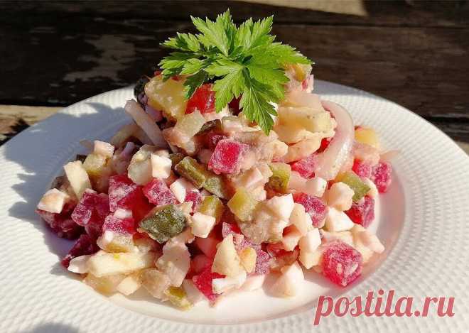 Вкусный и простой салат со свеклой без майонеза. Нашла в своих записях интересный вариант, нравится своей свежестью. | Алена Митрофанова - рецепты. | Яндекс Дзен