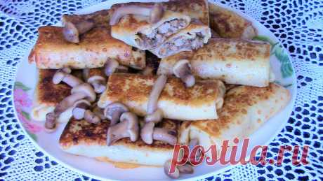 Обалденные домашние блины ( блинчики ) с начинкой. Вкусно и Быстро. Как приготовить тонкие блинчики. Рецепт приготовления идеального теста для блинов, блинчиков. Как правильно готовить блинное тесто меня научили в школе на уроке труда пол века назад. По этому рецепту тесто для блинчиков даже у самого юного кулинара получится без единого комочка. Блинчики будут нежными, тонкими, эластичными и очень вкусными.
