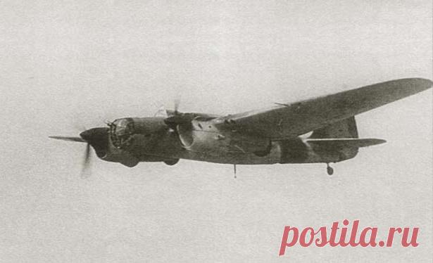 Гибель «Ямато-мару»: как в 1938 году советские лётчики уничтожили «несуществующий» японский авианосец С 1920-х годов советские военные советники помогали Китаю в борьбе против японских агрессоров. Однако участие наших военнослужащих в этом конфликте по-прежнему остается во-многом засекреченной страницей в новейшей отечественной истории. Один из самых загадочных эпизодов той кампании связан с уничтожением японского авианосца «Ямато-мару» советскими летчиками в 1938 году.