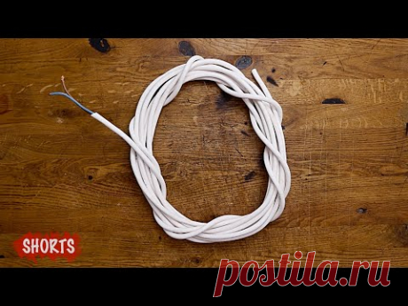Зачем плиточнику провод? #Shorts