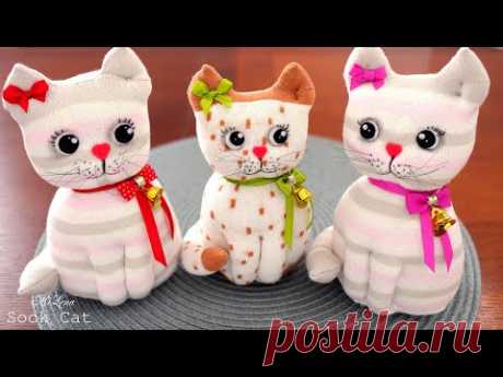 🐱 КОТЕНОК ИЗ НОСКОВ 🧦 Cutest Kitten out of socks 😸