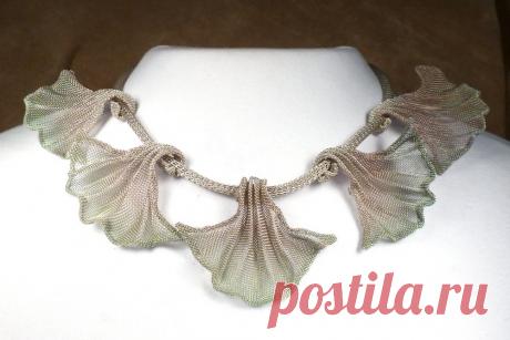 5 Leaf Ginkgo Necklace by Sarah Cavender (Metal Necklace) | Artful Home 5 Leaf Ginkgo Necklace by Sarah Cavender. 14