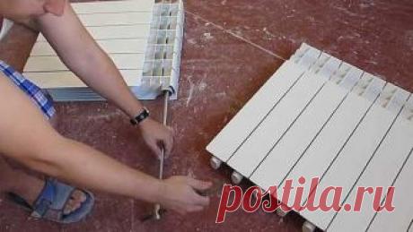 Как рассчитать количество радиаторов отопления​


Для отопления квартир мы выбираем разные типы устройств. Кто-то выбирает проверенные временем чугунные радиаторы, а кто-то отдает предпочтение современным усовершенствованным моделям. Правильный выбор того или иного радиатора напрямую зависит от параметров отопительных систем и особенностей вашего помещения. Однако надо сказать, что не всегда теплый комфортный микроклимат зависит от только типа или качества радиатора; необх...