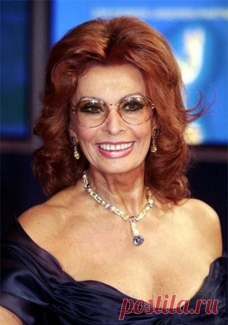 ЖЕНЩИНА, КОГДА ПЕРЕСТАЁТ БЫТЬ ЮНОЙ И ПРЕЛЕСТНОЙ, СТАНОВИТСЯ МУДРОЙ И ШИКАРНОЙ!!!