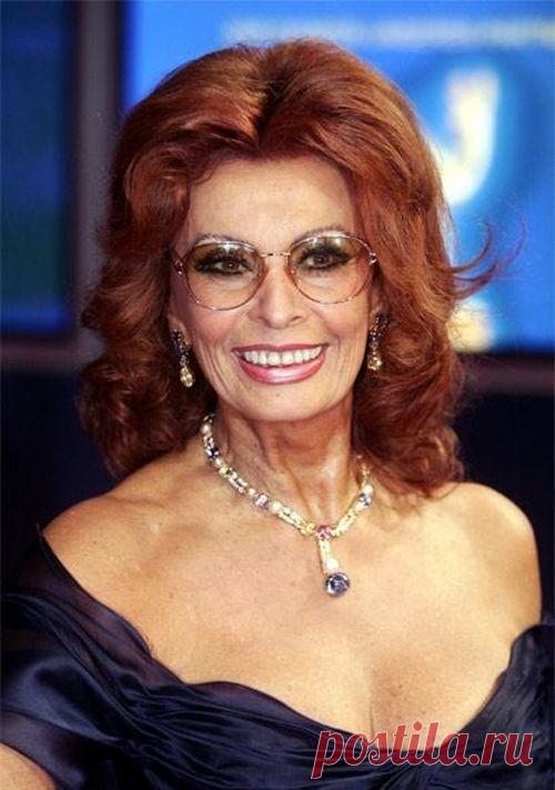 ЖЕНЩИНА, КОГДА ПЕРЕСТАЁТ БЫТЬ ЮНОЙ И ПРЕЛЕСТНОЙ, СТАНОВИТСЯ МУДРОЙ И ШИКАРНОЙ!!!