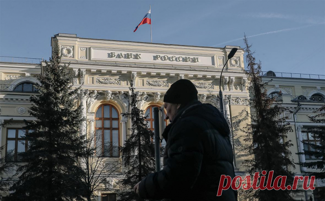 В ВТБ заявили о продолжении «битвы при Ватерлоо» в решениях ЦБ по ставке. ЦБ может повысить ключевую ставку пятый раз за год, поскольку цели по стабилизации инфляции пока не достигнуты, сказал первый зампред ВТБ Дмитрий Пьянов. Он сравнил это с «незавершенной битвой при Ватерлоо»