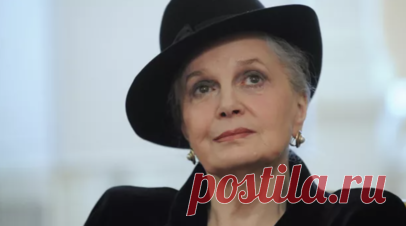 Режиссёр Андрей Житинкин рассказал о работе с Элиной Быстрицкой. Театральный режиссёр, народный артист России Андрей Житинкин по случаю своего 65-летнего юбилея, который он отмечает 18 ноября, поделился воспоминаниями о работе со звездой советского экрана Элиной Быстрицкой. Читать далее