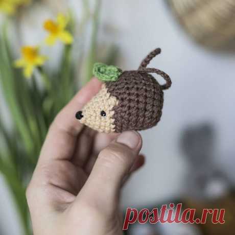 Маленький ежик амигуруми. Мастер-класс Пошаговые мастер-классы по шитью своими руками, вязанию, рукоделию, декорированию, швейные мастер-классы для начинающих, фото и видеоуроки.