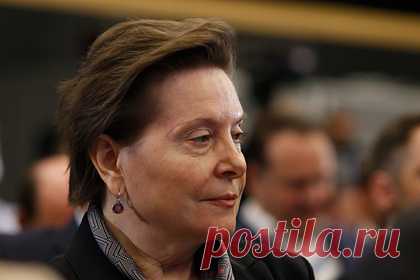 Российский губернатор описала работу мэра фразой «никуда не годится». Губернатор Ханты-Мансийского автономного округа Наталья Комарова раскритиковала деятельность мэра Нефтеюганска Эльвиры Бугай из-за решения вопроса нехватки мусорных баков в городе. Во время разговора политик описала работу фразой «никуда не годится», сообщает Znak. Она предполагала, что проблему решат к марту.