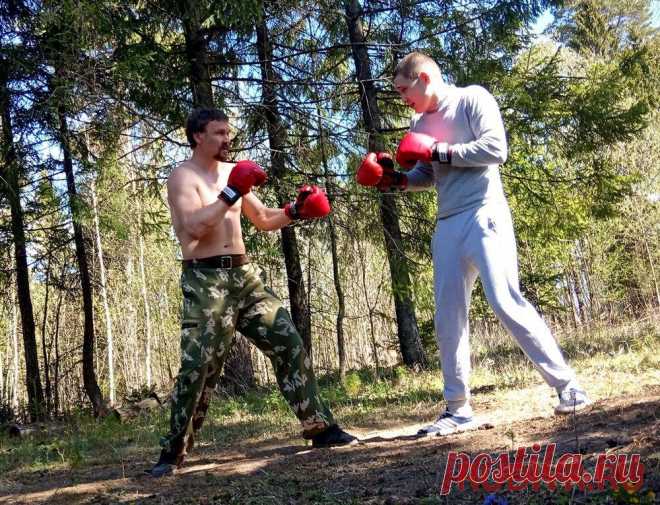 Они были лучшими спорстменами школы: одному я отказал в тренировках, второму помог поступить в военное училище
Куженер, 2020 Куженер, 2020 Я расскажу две поучительные истории о двух учениках разных школ, тренировавшихся у меня в разное время. Оба были лучшими спортсменами в своей параллели, оба считались весьма перспективными, но одному в итоге я отказал в тренировках, а со вторым занимался с...
Читай пост далее на сайте. Жми ⏫ссылку выше