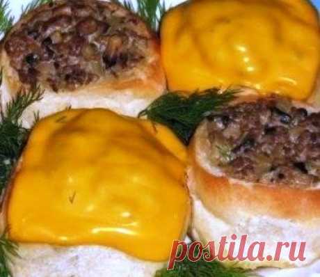 Жюльен в булочках с грибами