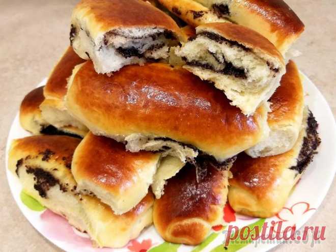 Воздушные булочки с маком из дрожжевого теста Это самый лучший и удачный рецепт сдобных булочек с маком из дрожжевого теста, который я пробовала. Булочки получаются нежными, воздушными и мягкими даже на следующий день. Хотя вряд ли они останутся,...