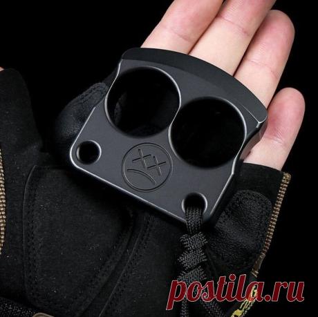 Брелок. Полукостет. EDS.