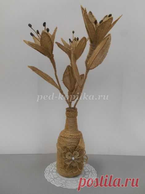 Лилии из мешковины своими руками. Мастер-класс с пошаговыми фото