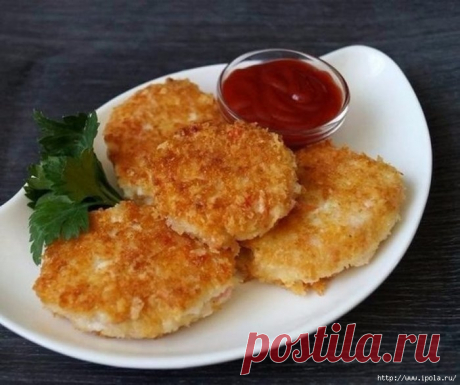 Котлеты из крабовых палочек с сыром