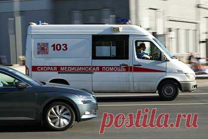 В России школьница умерла после приема крепкого пива вместе с лекарством. В Свердловской области 14-летняя школьница умерла после того, как смешала крепкое пиво с лекарственным препаратом. Девочка пришла в гости к знакомому. Вдвоем они выпили 1,5 литра крепкого пива одной из популярных марок. Вскоре школьница почувствовала себя плохо и ушла в другую комнату.