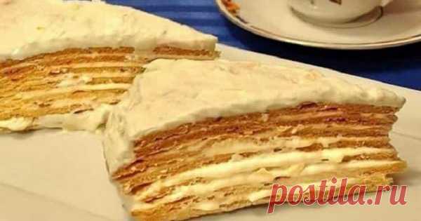 Торт «Парижский коктейль» так и тает во рту! Удивительно вкусное лакомство, торт готовится из заварного теста и крема, имеет чудесный аромат и уникальный вкус – он просто тает во рту. Ингредиенты: Тесто: 3 ст. ложки меда 150 гр сахара 3 ст. ложки растительного масла 180 мл горячей воды 500 гр муки 1 ч. ложка соды Крем: 250 гр сливочного масла 600 мл молока 3 яйца 1 ст. ложки муки 1 стакан сахара ванилин 100 гр лесных орехов или миндаля, измельчить Приготовление: 1. Разогре...