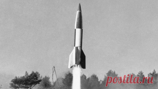 Мать всех ракет 75 лет назад взлетела первая в мире баллистическая ракета «Фау-2»




3 октября 1942 года на полигоне Пенемюнде (ракетный центр Третьего рейха под городком Пенемюнде на острове Узедом Балтийского моря…