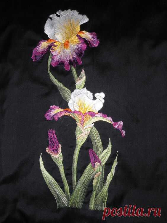 Silk Embroidered Irises  /  Mary Corbet's Needle 'n Thread  
Сохранено на доску: Embroidery  
 |  Pinterest: инструмент для поиска и хранения интересных идей