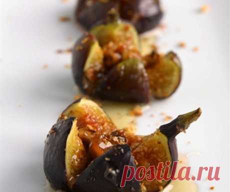 Жареный инжир с сыром горгонзола и медово-уксусным соусом рецепт – выпечка и десерты. «Еда»