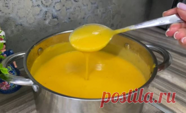 Тыквенный крем суп с картошкой и сливками простой рецепт пошаговый Как сделать Тыквенный крем суп с картошкой и сливками простой рецепт домашний. Сегодня деллюсь с вами рецептом тыквенного крем-супа на приготовление которого у вас уйдет не больше 30 минут. А ингредиентам понадобится минимум, и все они по доступным для всех ценам! - 800 граммов тыквы - 1 луковица -