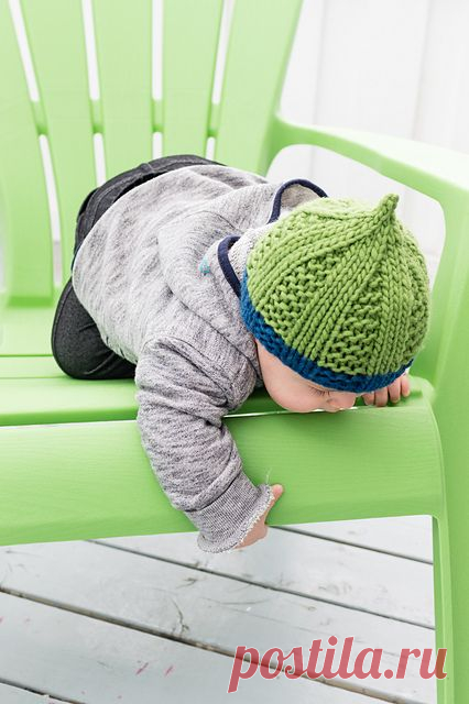 Ravelry: Pixie Filigrane Hat pattern by Elizabeth Brassard