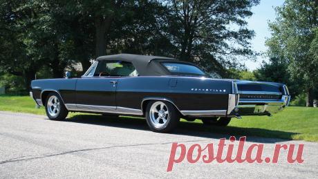 1964 Pontiac Bonneville Кабрио / F153 / Даллас 2015