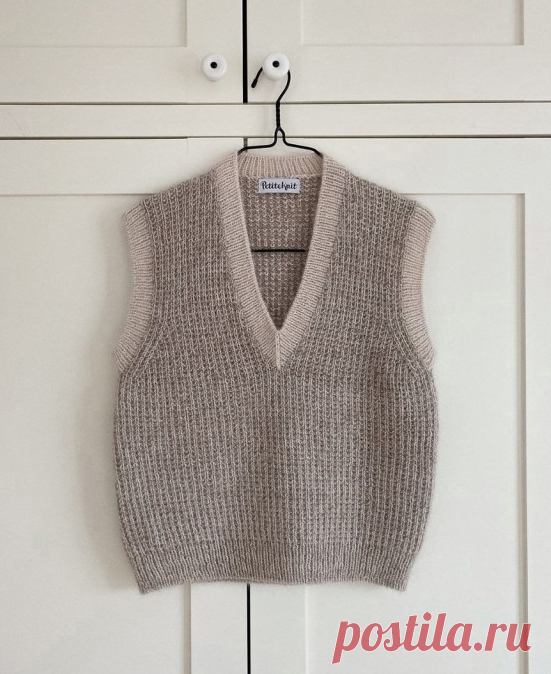 Жилет ломаной резинкой Friday Slipover.