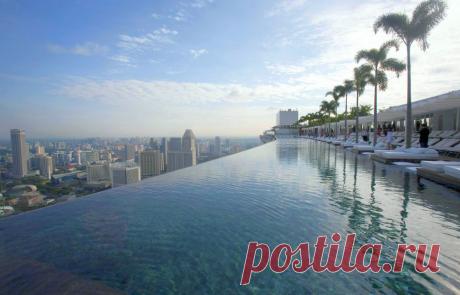 Бассейн в бесконечность