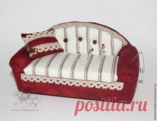 Диван - игольница