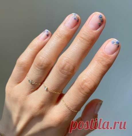 Маникюр в школу: 10 нежных идей для коротких ногтей💅 | ELLEGIRL