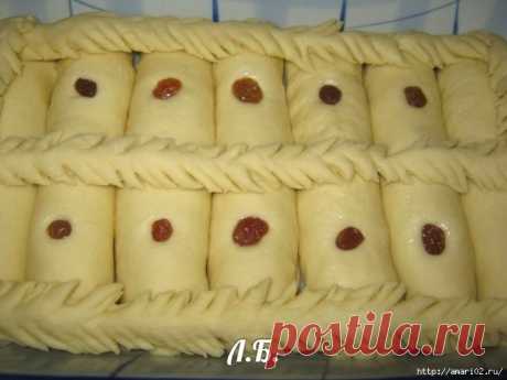 Выкрутасы с тестом : пирог из длинных пирожков-рулетов | Четыре вкуса