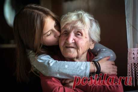 Дело семейное. Прабабушкам разрешат опекать малышей, потерявших родителей. Госдума приняла в первом чтении законопроект об увеличении пенсии прабабушкам с иждивенцами.