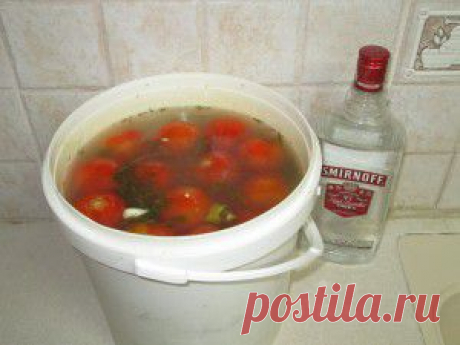 Солёные, квашенные помидоры, как из бочки, но без бочки, ускоренный домашний рецепт.‎