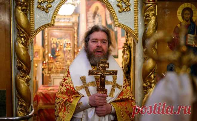 Митрополит Тихон увидел возможность мира на Украине «по воле Божьей». По мнению митрополита Псковского и Порховского Тихона, только Бог может соединить, казалось бы, уже не соединяемое