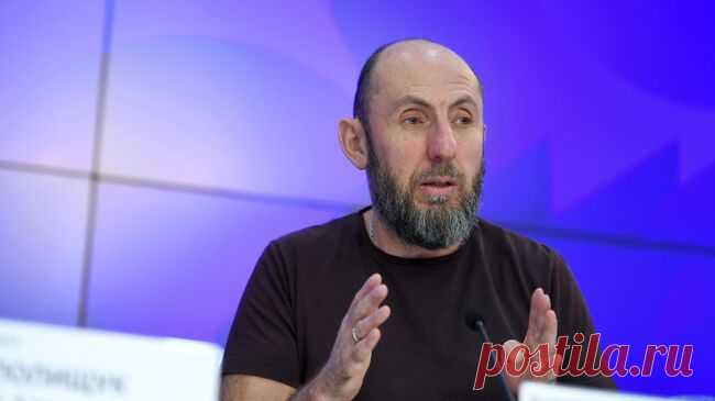 Директору МХАТа предъявили обвинения в растрате