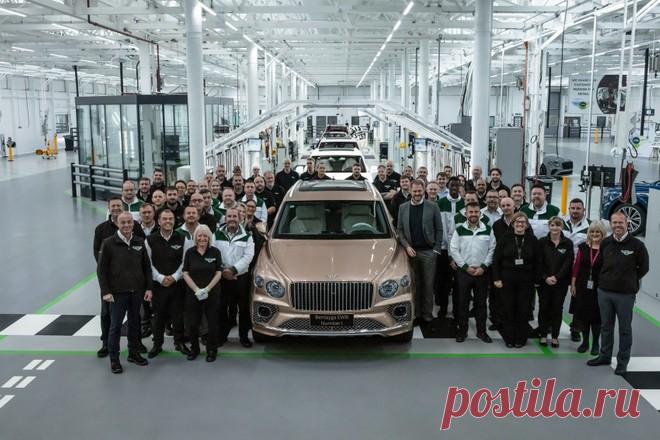 Bentley Bentayga, parte la produzione della versione a passo lungo - HDmotori.it