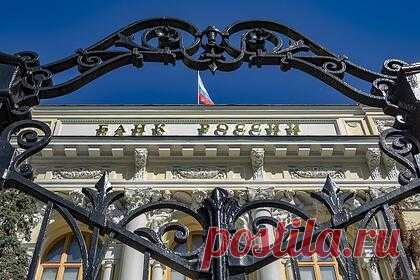 ЦБ обвинили в попытке выставить Россию посмешищем. Позиция Банка России касательно лоббирования репрессивного законодательства в отношении криптовалют не нашла понимания у большинства госдуарственных органов власти. Члены правительства, депутаты Госдумы и даже представители силовых ведомств (МВД, ФСБ, прокуратура и Следственный комитет) не поддержали идеи ЦБ.