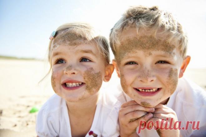 10 фраз, которые делают из детей закомплексованных взрослых