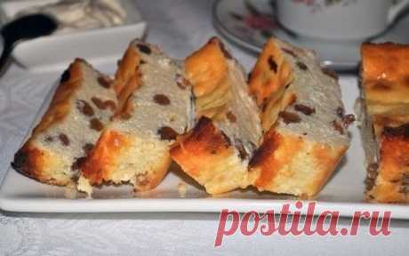 Творожная запеканка с изюмом( без муки)