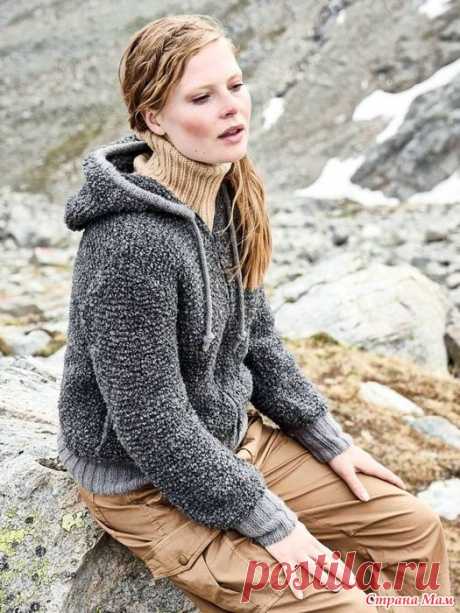 Теплая куртка на молнии с капюшоном и контрастной отделкой. Спицы. Европейские размеры: 36/38 (40/42) 44/46.  Российские размеры: 42/44 (46/48) 50/52.