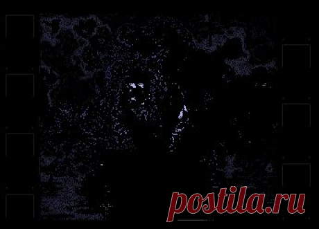 Накрой меня кусочком одеяла,                                                     
Мне баночку варенья подари,
Такого,о котором я мечтала!
Из нежности,заботы и любви!
Закутай в плед из ласки и терпенья,
И будут нипочем мне холода,
А к чаю ложку вкусного варенья
И прочь исчезнут горе и беда.
Мне чай из поцелуев и объятий,
А вместо сахара-комочек теплоты,
И нежности твоих рукопожатий,
Десерт из бесконечной доброты...
(Е.Непослушная)