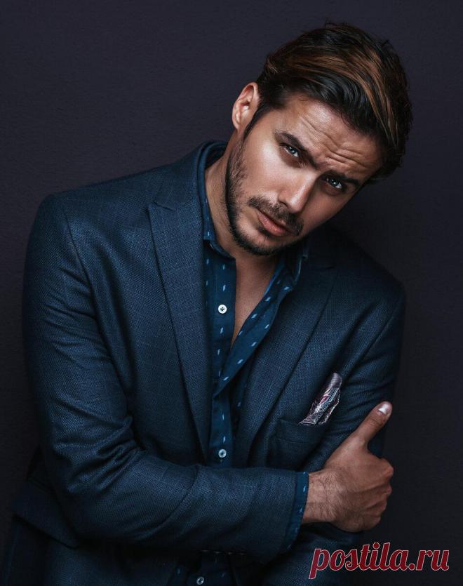 Как нарцисс и психопат утилизирует своих партнеров
Те, кто прошел через #отношения с такими партнерами или до сих пор находится в подобном союзе, думаю, знают или интуитивно ощущают про универсальный цикл: «Идеализация-Обесценивание-Использование-Утилизация». Именно по такой схеме #психопаты и #нарциссы строят отношения со своими партнерами. Сегодня поговорим про горький и болезненный финал таких...
Читай дальше на сайте. Жми подробнее ➡