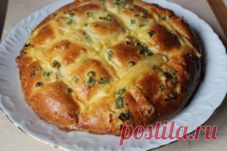 Лепешка с ароматной заливкой : Выпечка несладкая