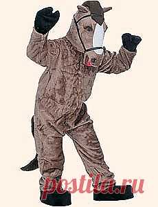 Наступающий 2014 год – год Лошади. Поэтому без всякого сомнения именно этот костюм будет самым популярным на маскарадах. Эти стихи-визитки помогут вам эффектно представить на конкурсе и защитить на новогоднем утреннике, елке или карнавале костюм лошади, коня, жеребенка, пони, пегаса, единорога, Сивки-Бурки, чудо-тройки и даже смешной старой клячи. Движения подчеркнут достоинства вашего костюма и привлекут дополнительное внимание зрителей. Все призы за лучший карнавальный костюм будут ваши!